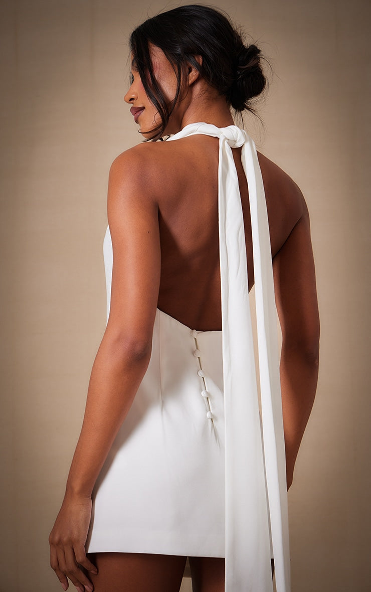 https://cdn-img.prettylittlething.com/a/f/0/a/af0a068d00ff99f8cb815d5d27a8bb2525997679_CNI2695_4_premium_white_woven_tie_halter_neck_dress.jpg